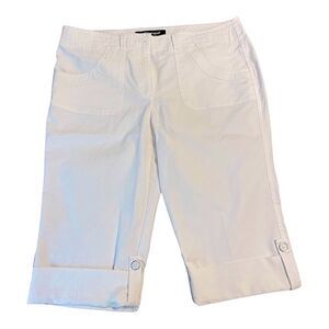 Sharagano Studio Tailored White Bermuda Shorts size 12